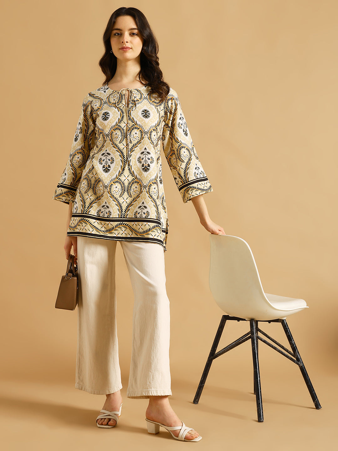 BORDER TOP
