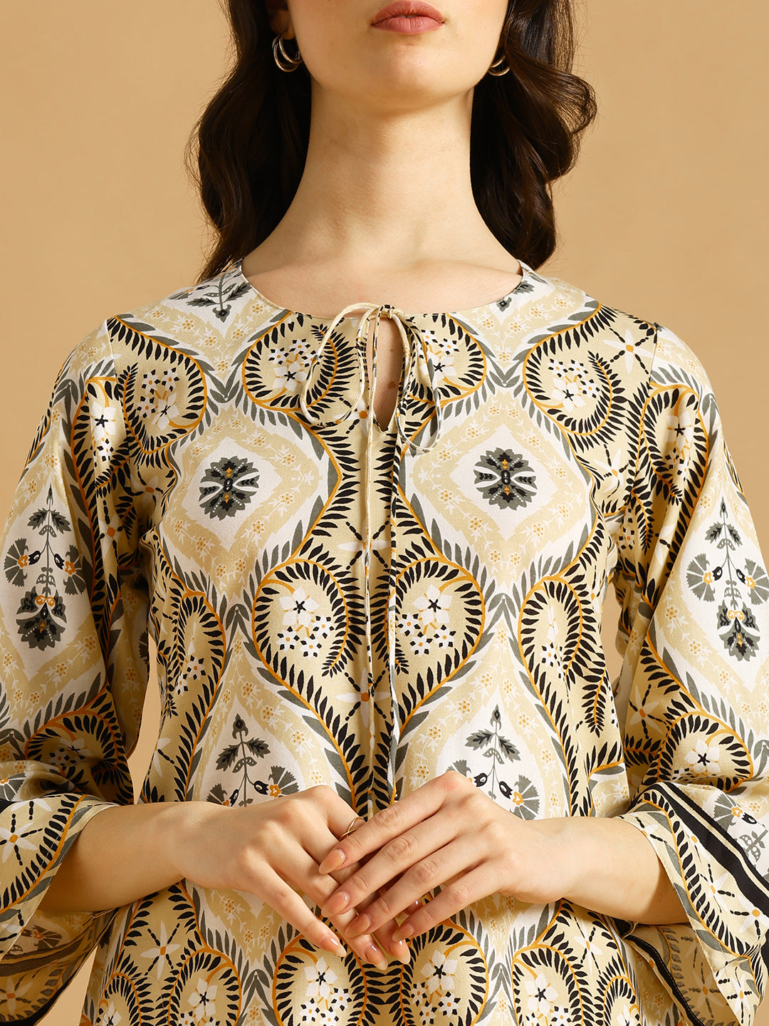 BORDER TOP