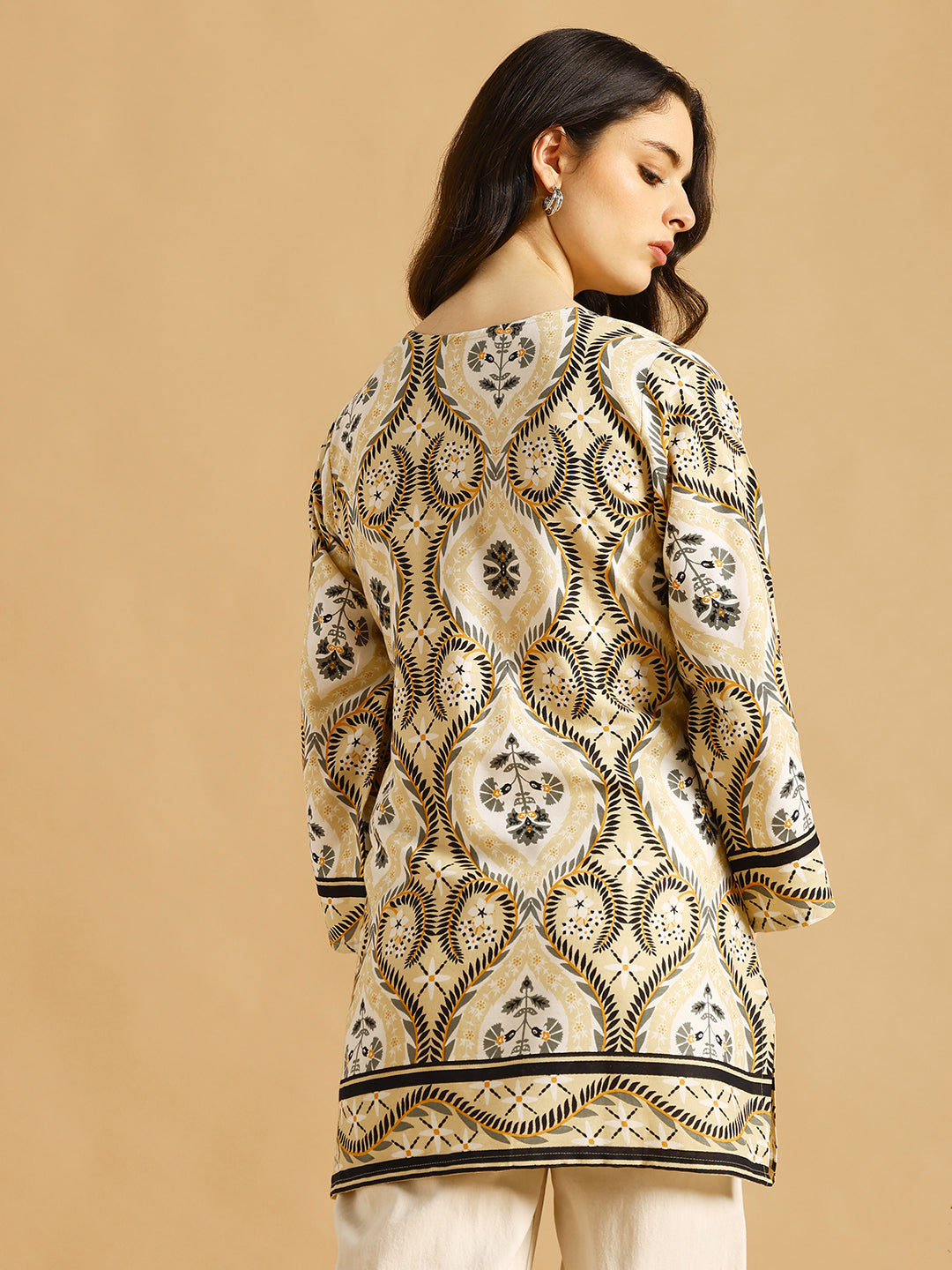BORDER TOP